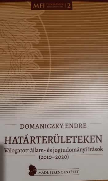 Megjelent Domaniczky Endre Határterületeken című kötete